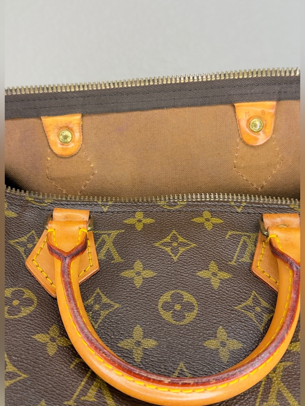 Louis Vuitton Classic Speedy 35 Monogram Canvas Tote Handbag w Lock Key Dust Bag - Picture 10 of 13